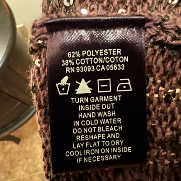 Open Sweater. - Picture 5 of 6